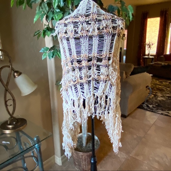 Vintage Shawl Handmade - Picture 4 of 7